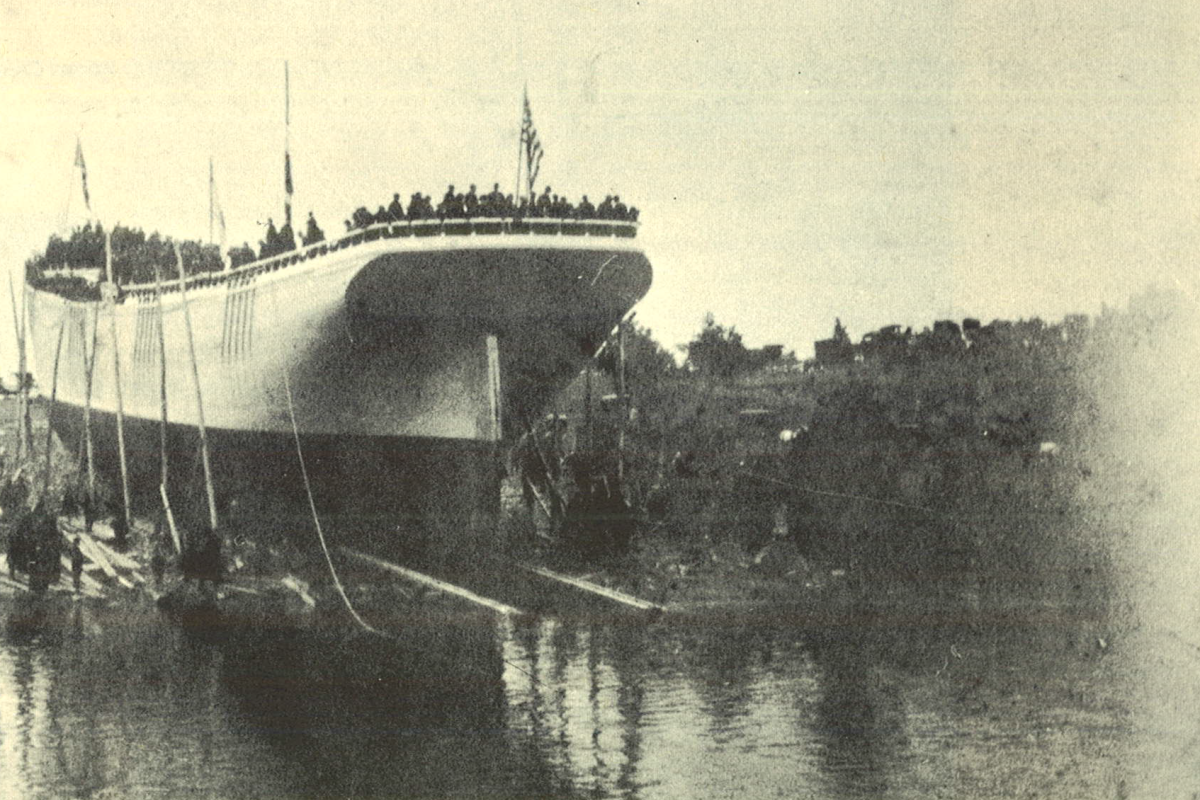 Launching of the “Haroldine” at Hunt’s Hill (1884).  Source: Weymouth 350 Anniversary Booklet