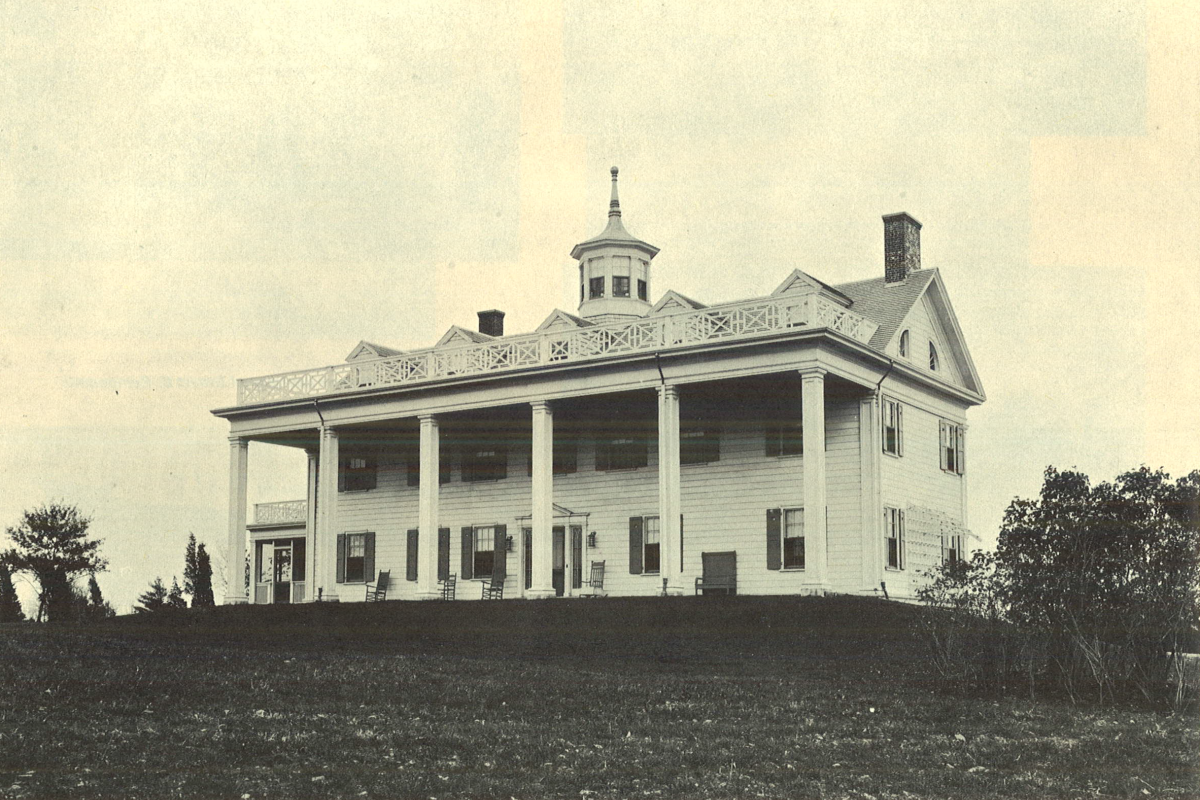 Emery Estate, replica of Mount Vernon, at 790 Commercial Street.  Source: Weymouth 350 Anniversary Booklet 