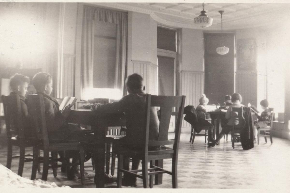 Children’s room at Tufts Library.  Source: Digital Commonwealth